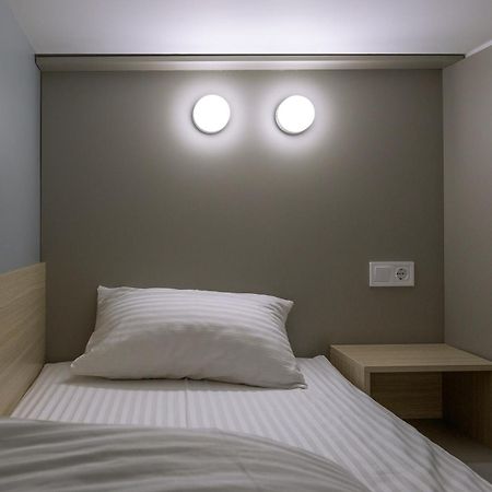 Capsule Hotel&Hostel Charkiw Exterior foto