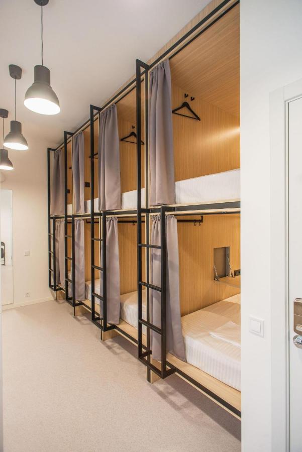Capsule Hotel&Hostel Charkiw Exterior foto