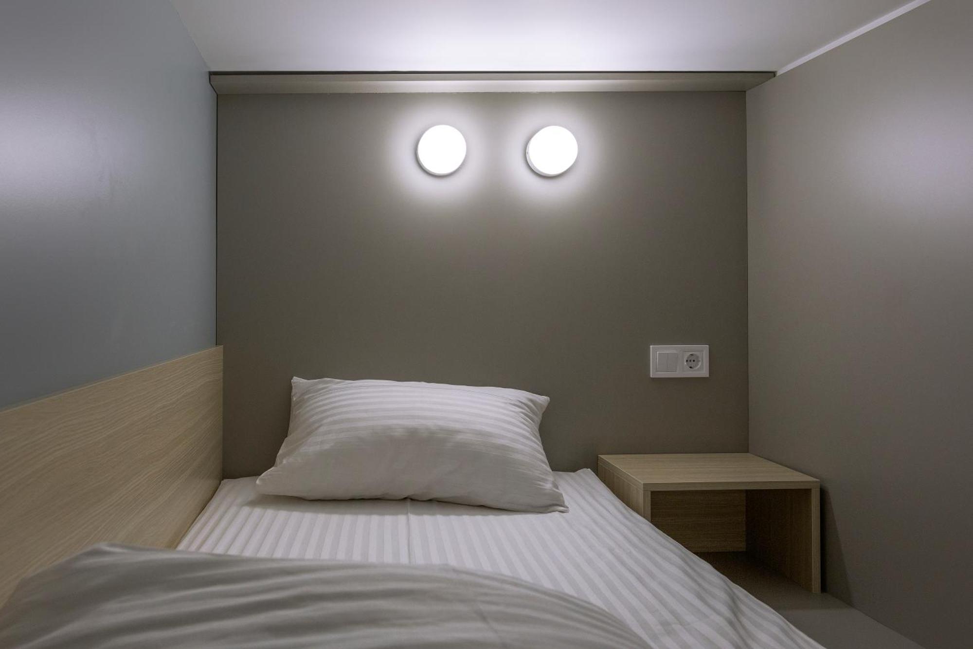 Capsule Hotel&Hostel Charkiw Exterior foto