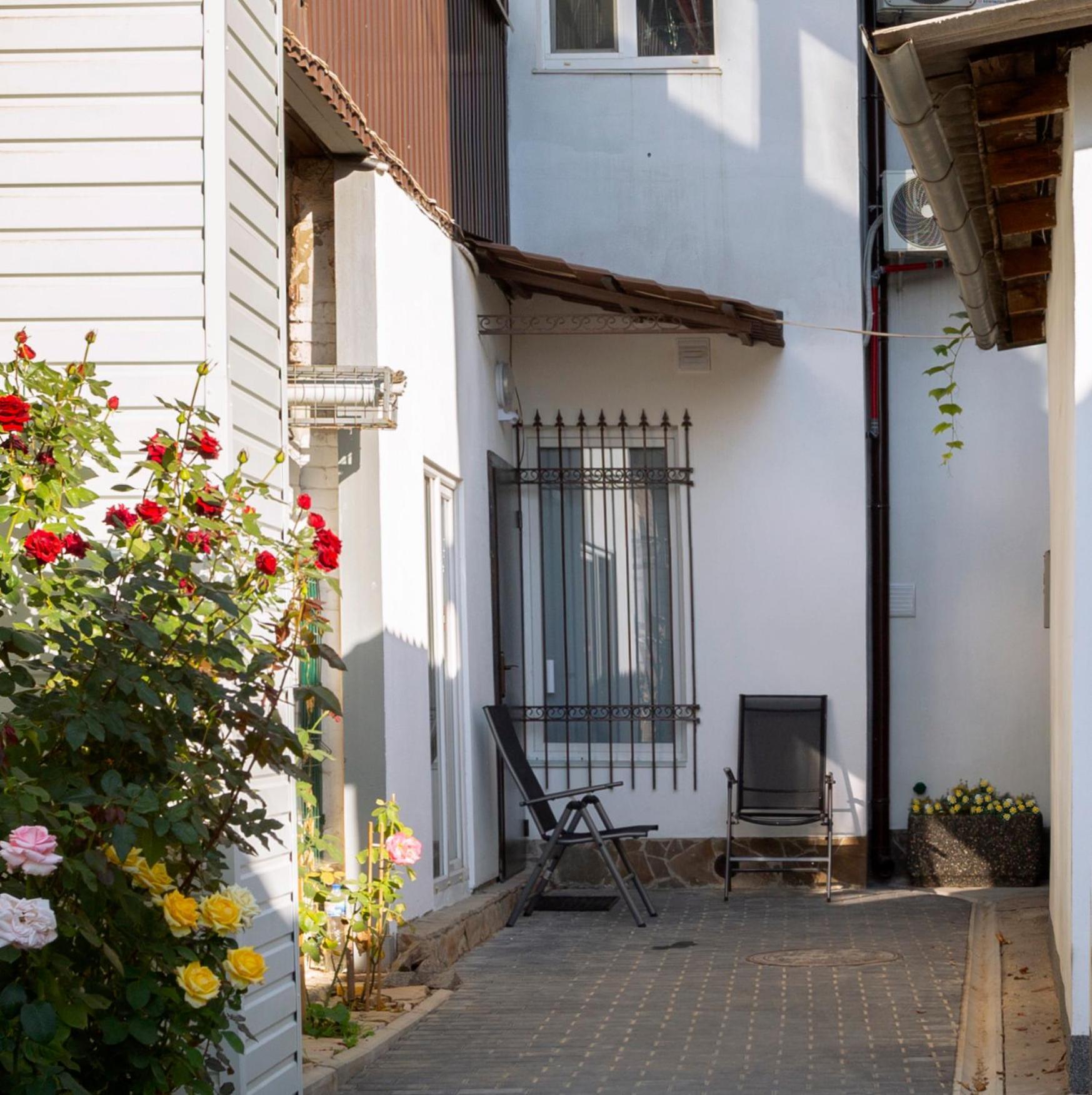 Capsule Hotel&Hostel Charkiw Exterior foto